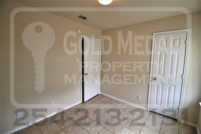 Building Photo - 4109 Elms Run Cir