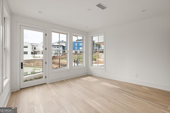 Building Photo - 1210 Mado Lp