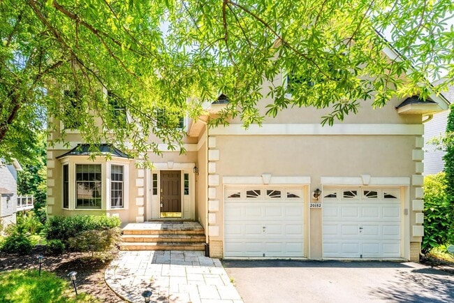 Primary Photo - 20152 Boxwood Pl