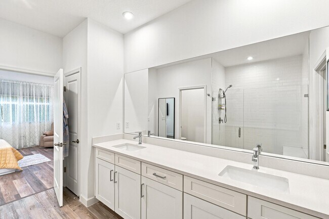 Building Photo - 11639 SW Viridian Blvd