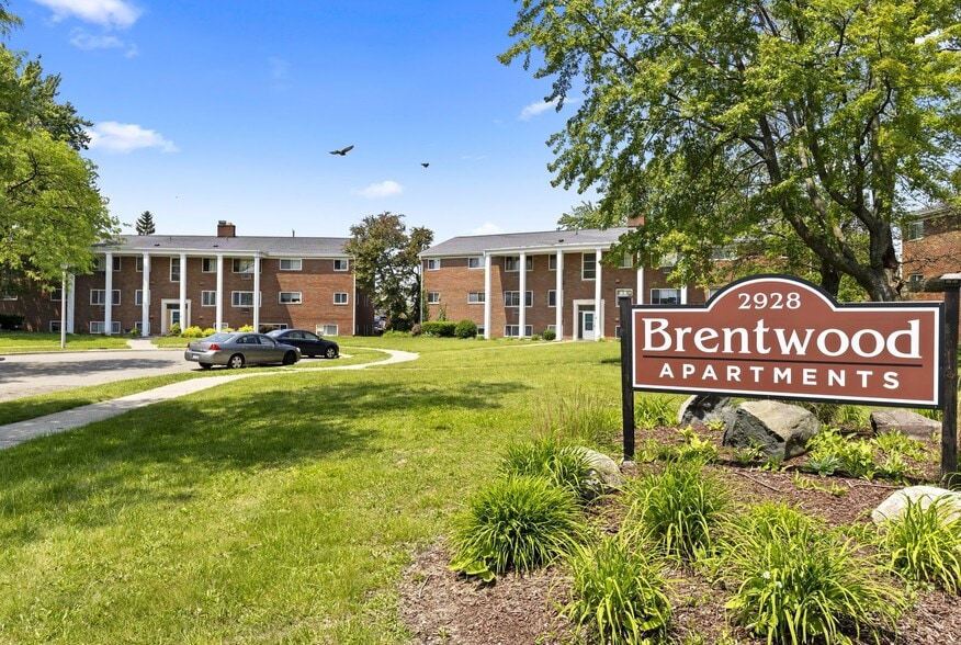 Interior Photo - Brentwood Apartments (460 Silver LLC)