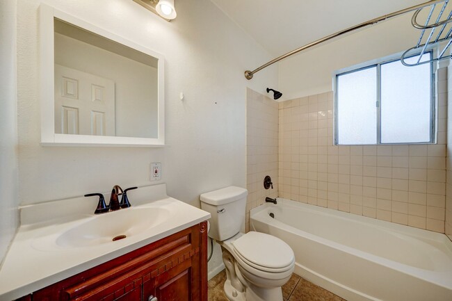 Building Photo - Ready to View Now! Arcadia Lite - 2 bedroom/1 Bath- Adorable Condo and Community-W/T/S are included!