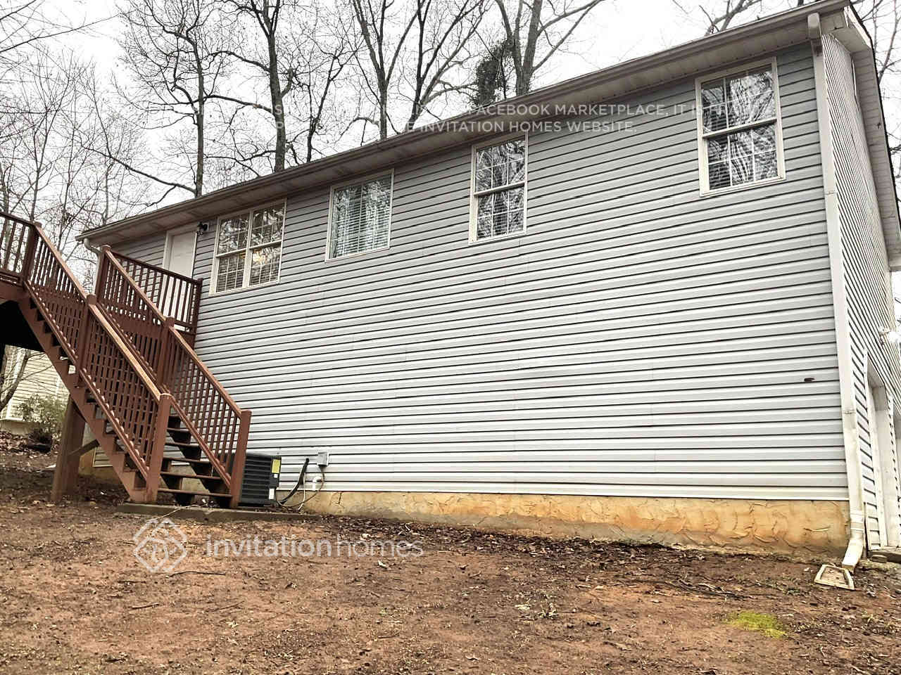 Building Photo - 240 Blake Dr