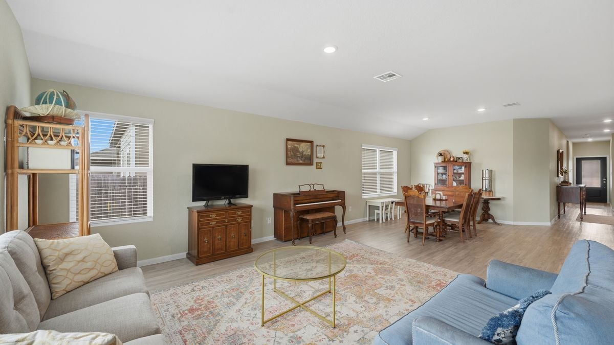 Building Photo - 2717 San Martin Ln