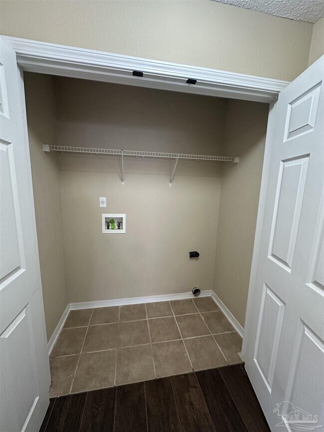 Building Photo - 7909 Cayenne Way