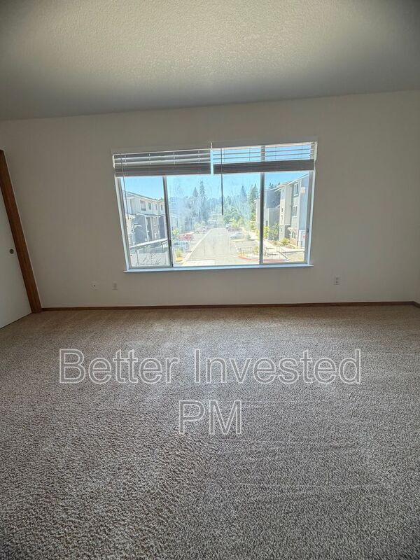 Building Photo - 7720 Bodega Ave