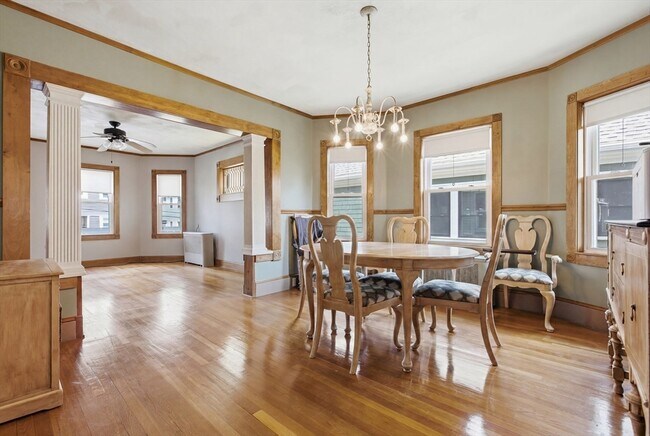 Building Photo - 5 Franconia St
