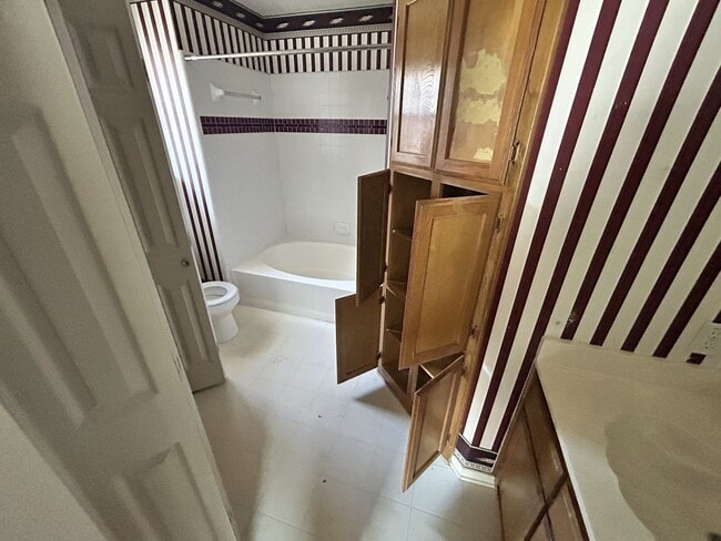 Building Photo - Great Home For Rent