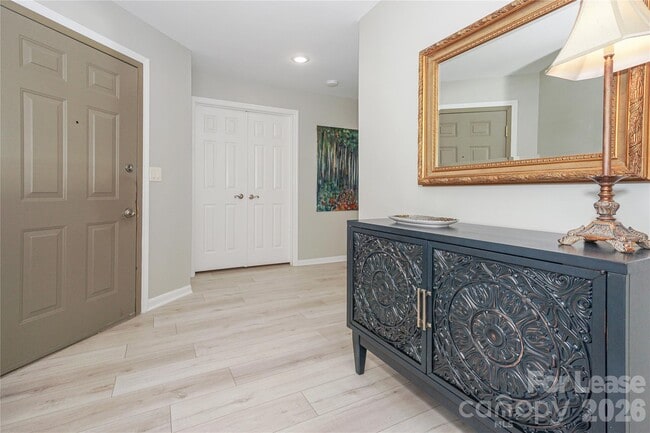 Building Photo - 20105 Henderson Rd