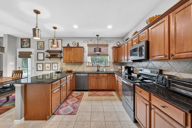 Building Photo - 1403 Melissa Oaks Ln