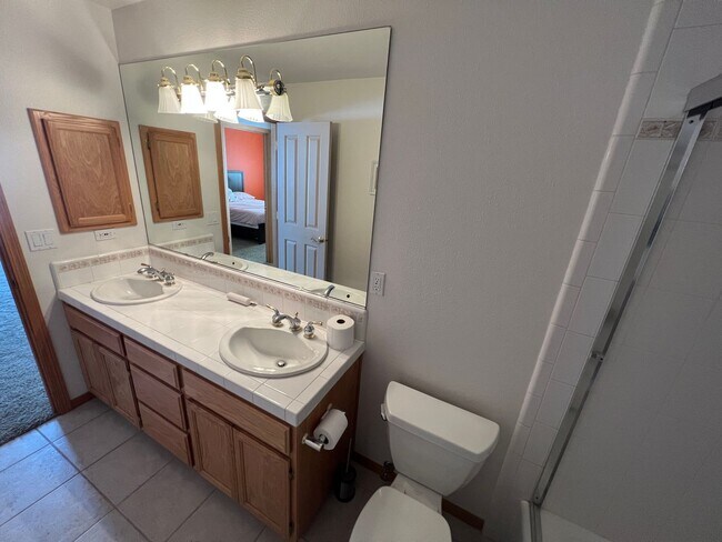 Building Photo - Beautiful Angora Ridge Views - Lovely Spacious Home