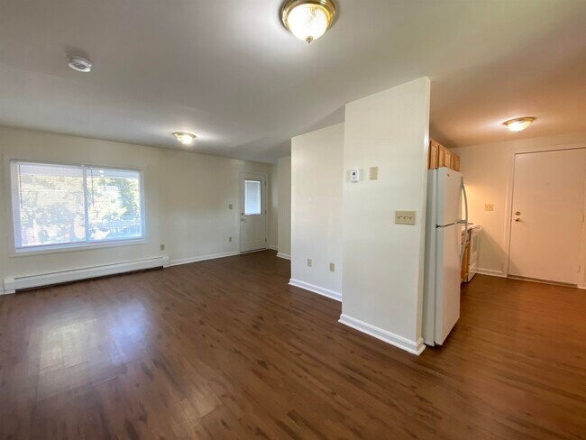 Building Photo - 53 Walker St