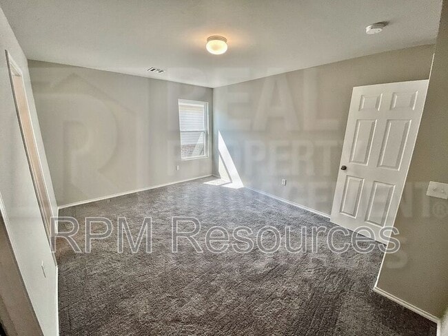 Building Photo - 1812 Hayes Ln