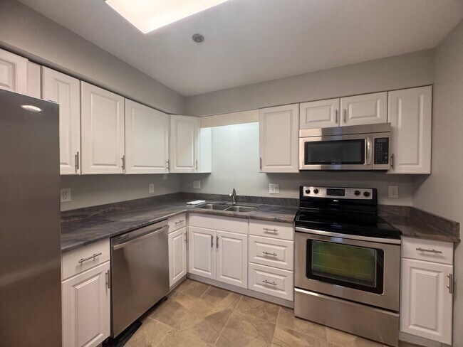 Building Photo - 1 Bedroom Unit in Historic Wafco Mills