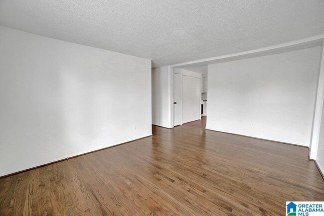 Building Photo - 4713 9th Ave S