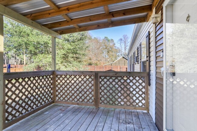 Building Photo - 19218 McLin Rd
