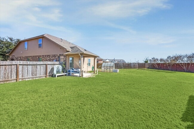 Building Photo - 8103 Heartbrook Field Ln