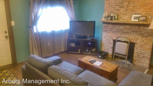 Building Photo - 2 br, 1.5 bath House - 297 42nd Street