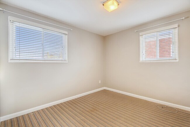 Building Photo - 5834 Jamestown Rd