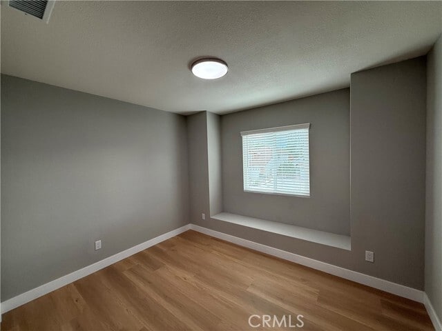 Building Photo - 13575 Cres Hill Dr