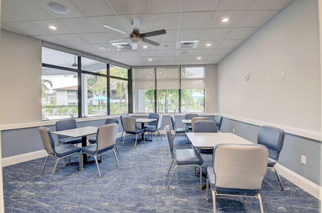 Building Photo - 6525 S Oriole Blvd