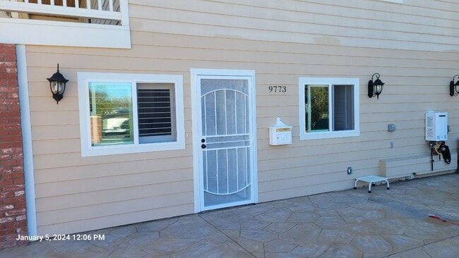 Building Photo - 9771 Paso Robles Ave