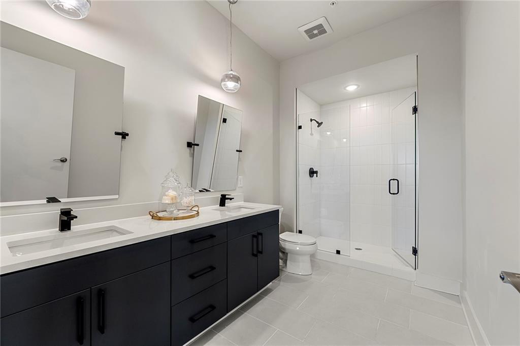 Master Bathroom - 112 Rogers St NE