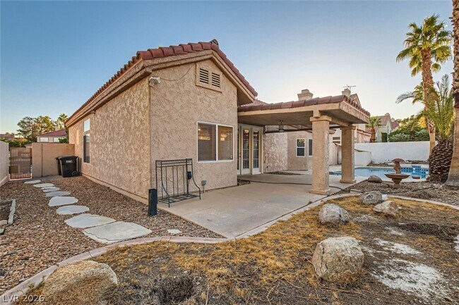 Building Photo - 7624 Desert Largo Ave