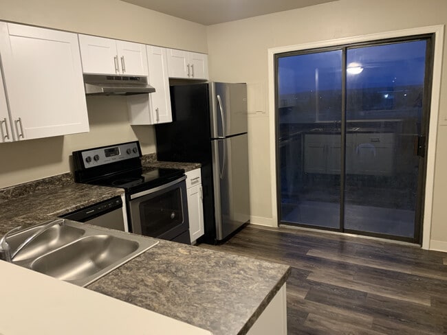 Building Photo - 3567 Baltimore Ave