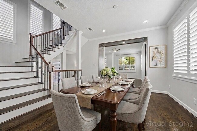 Building Photo - 709 Herkimer St