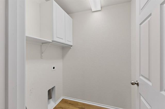 Building Photo - 313 Coneflower Dr