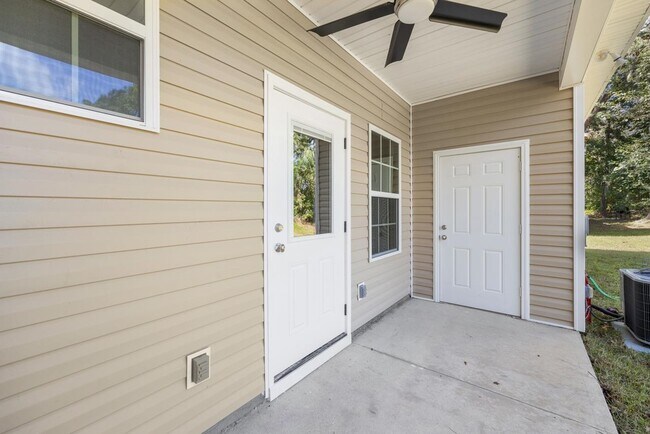 Building Photo - 1460 Willow Bend Way