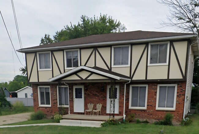 Building Photo - 4118 Highview Pky