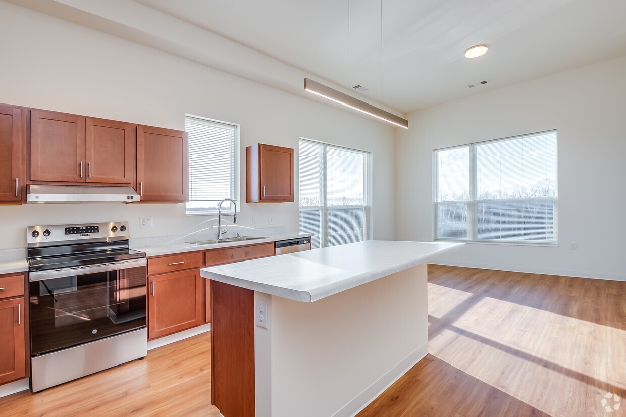 2BR, 1BA - 986SF - Kitchen - The Preserve