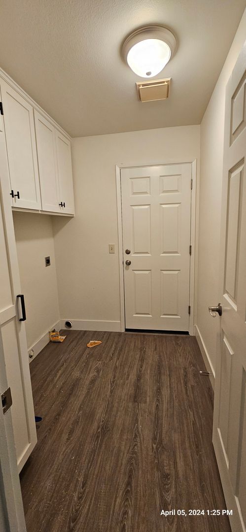 Building Photo - Orcutt Single Story Recently Updated Home with Large Yard