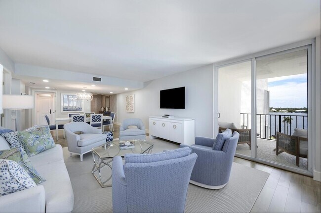 Building Photo - 1701 S Flagler Dr