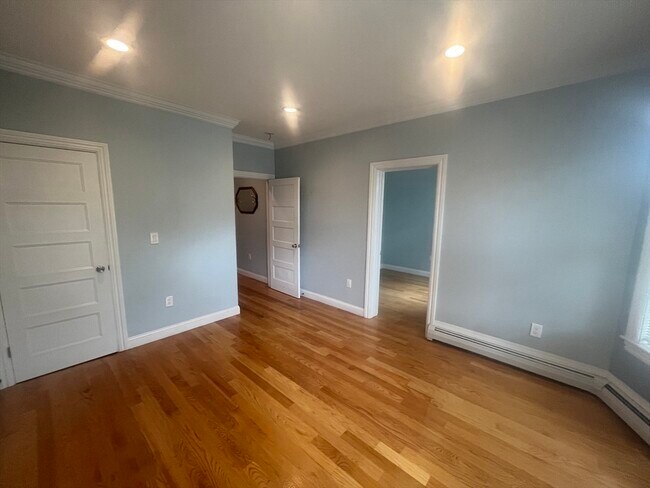 Building Photo - 841 Dorchester Ave