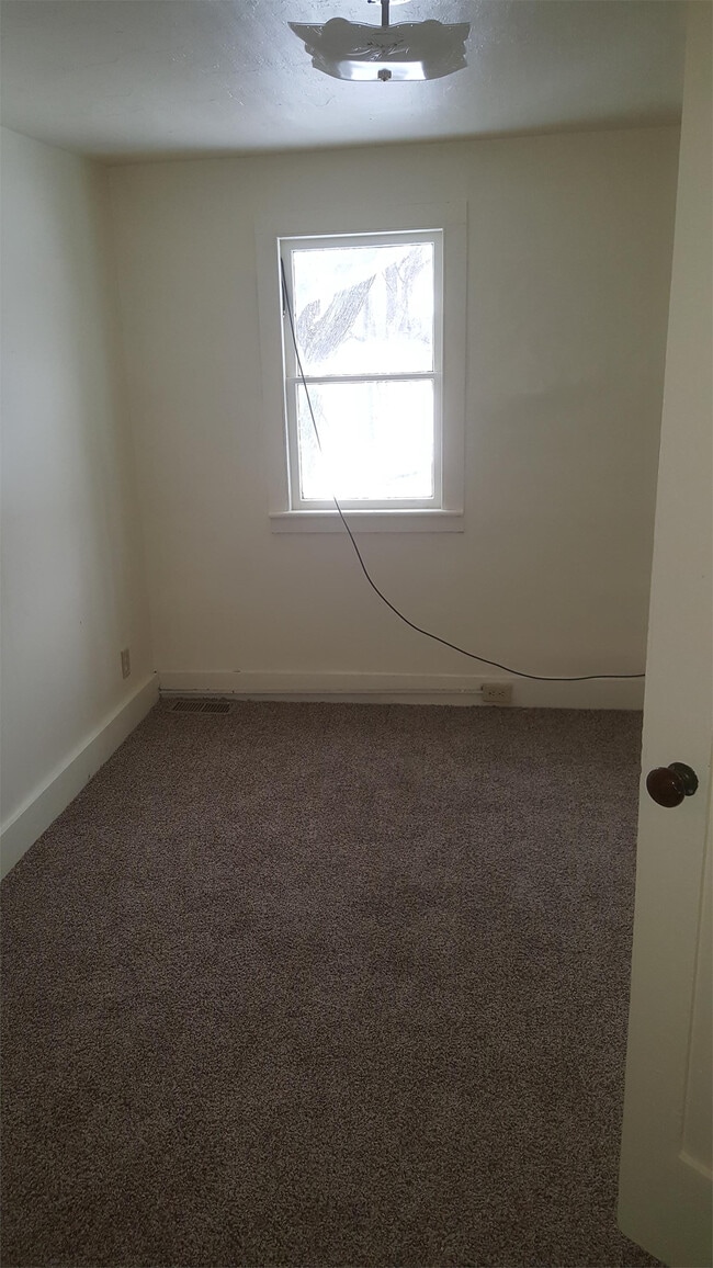 Building Photo - 244 Fayette St