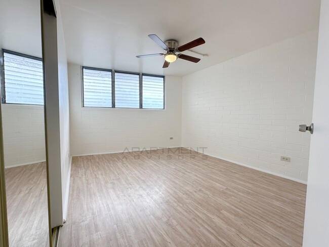 Building Photo - $500 1st Month Rent Special! | Renovated a...