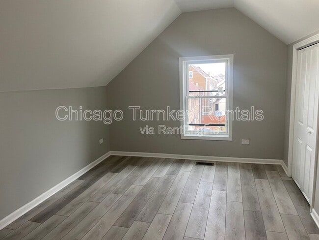 Building Photo - 1927 S Morgan St