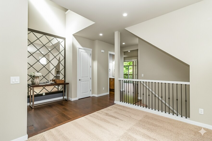 Building Photo - 15312 NE Woodland Pl