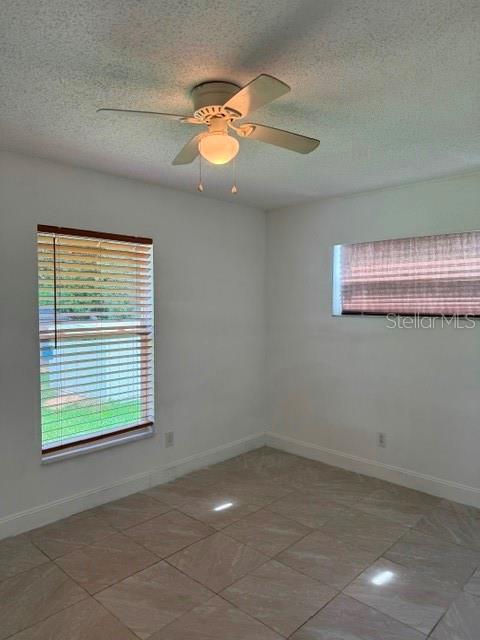 Building Photo - 27127 Fernery Ave