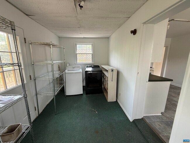 Building Photo - 913 Druid Ave