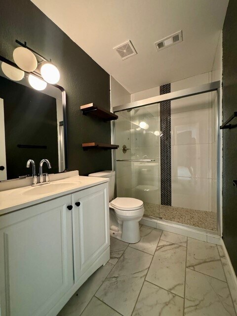 Building Photo - 207 Jonathan Dr