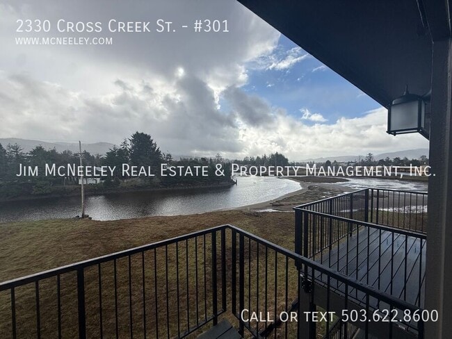 Building Photo - 2330 Cross Creek St