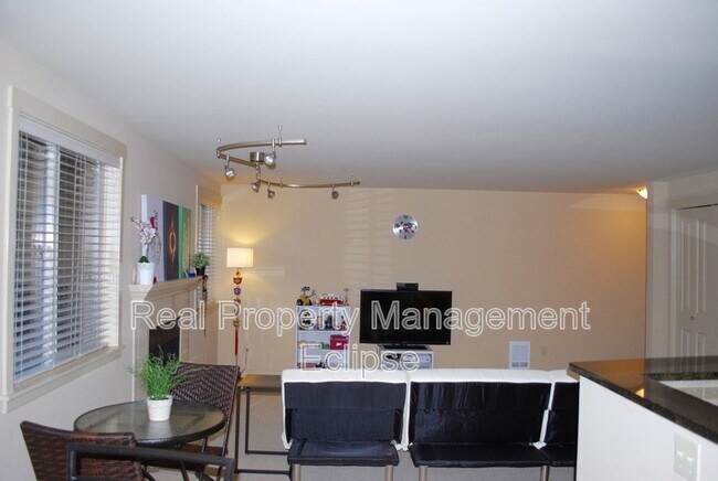 Building Photo - 8244 126th Ave NE