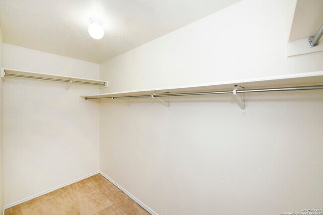 Building Photo - 16134 Branching Oaks