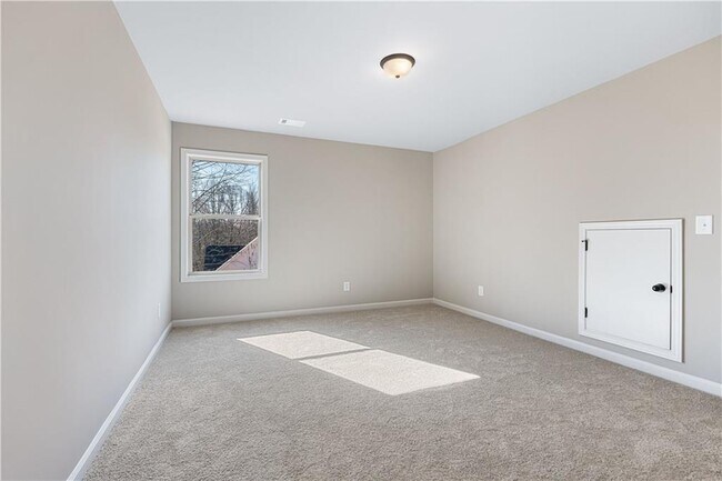 Building Photo - 5714 Ridgewater Cir