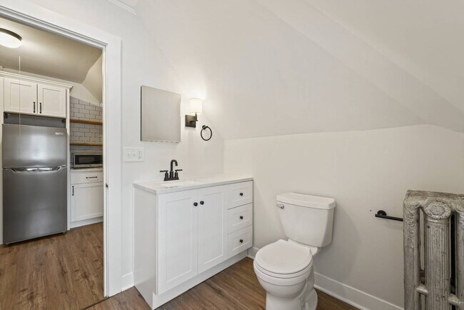 Building Photo - 101 Union Ave