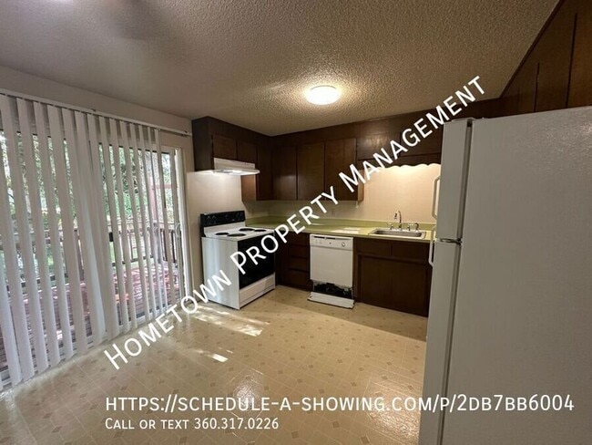 Building Photo - 6805 Littlerock Rd SW